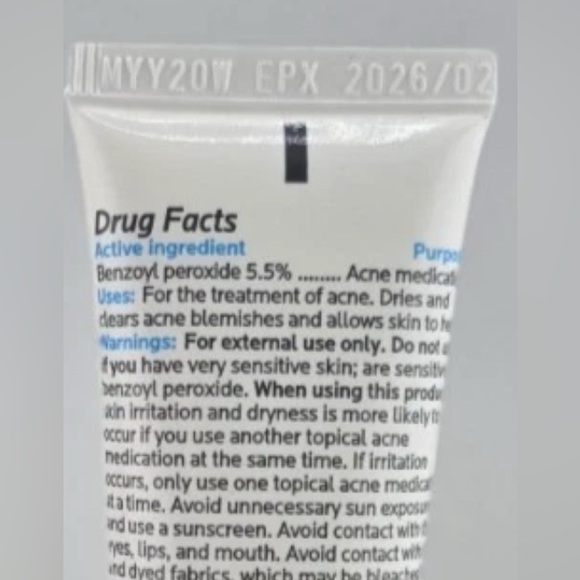 40ml La Roche-Posay Effaclar Duo Dual Action Acne Treatment- Jumbo XL Size - Picture 6 of 6